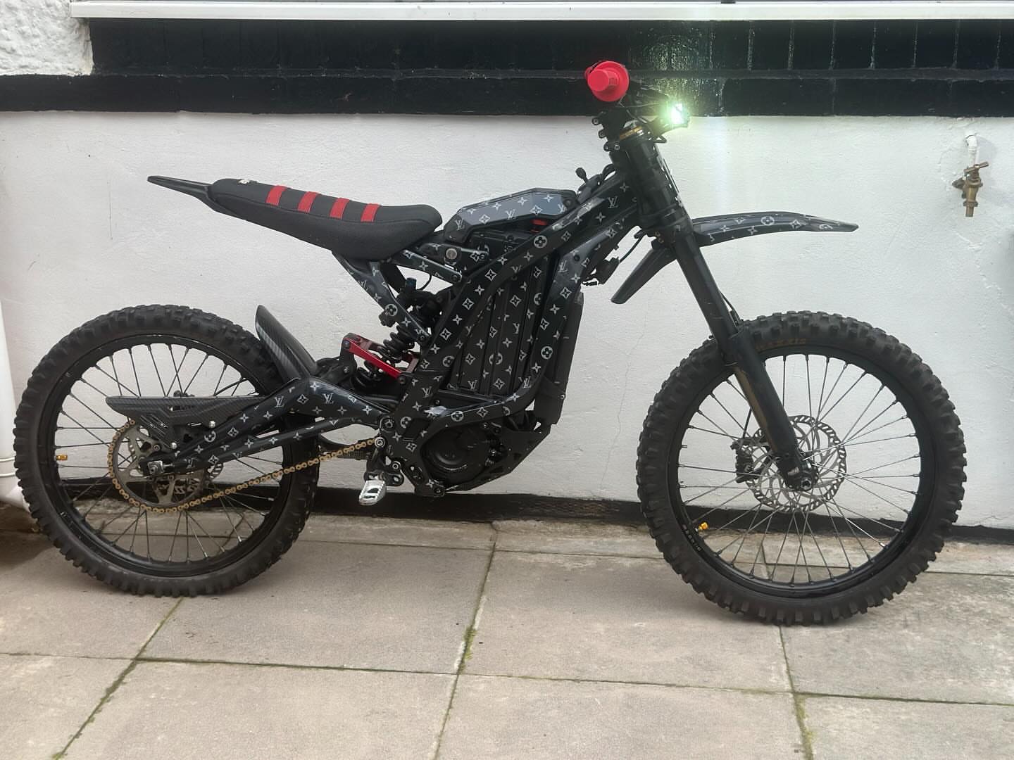 Surron LBX 2022