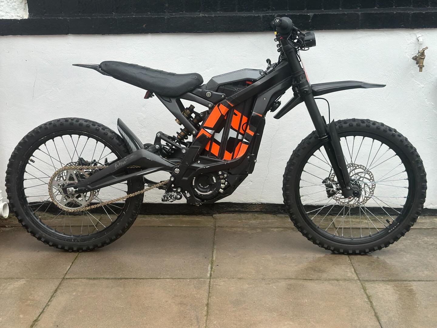 Surron LBX 2023