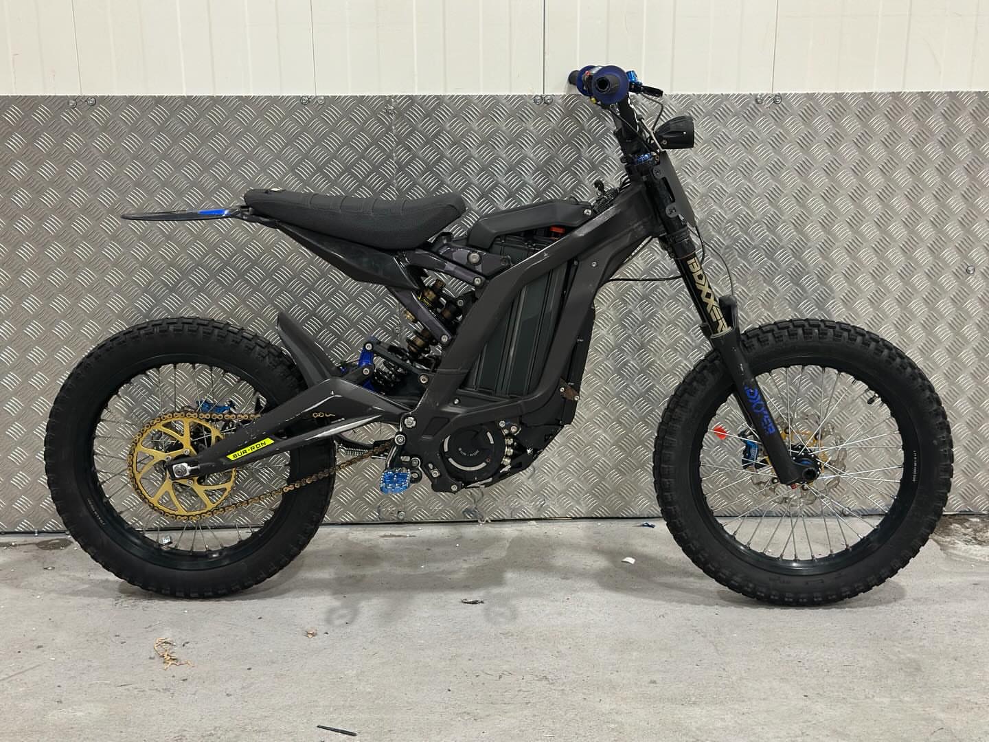 Surron LBX off-road